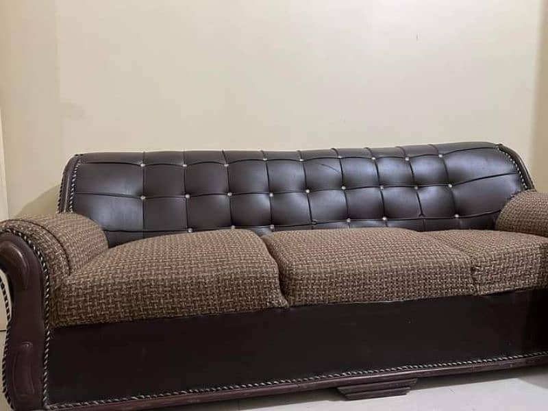 5 seater Sofa Set 0