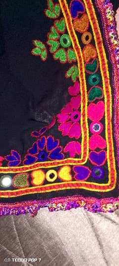 sindhi embroidery chaddar/shawl