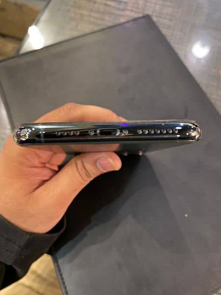 Iphone 11 Pro Max Non PTA 512GB 5