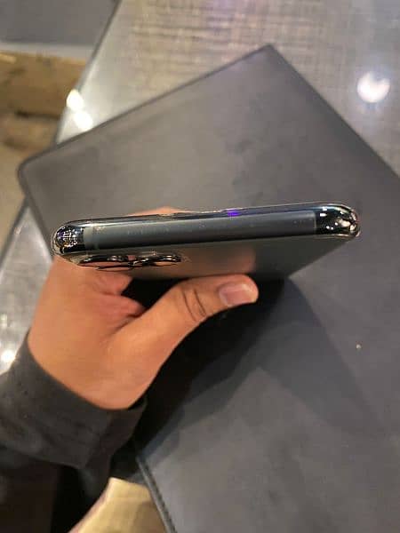 Iphone 11 Pro Max Non PTA 512GB 7