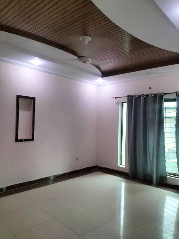 10 Marla Upper Portion Is Avaliable For Rent In Sector D Bahria Town Lahore 6