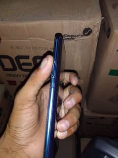 oppo Reno 2 mobile hai koi problem nhi 10 by 9 condition hai all ok