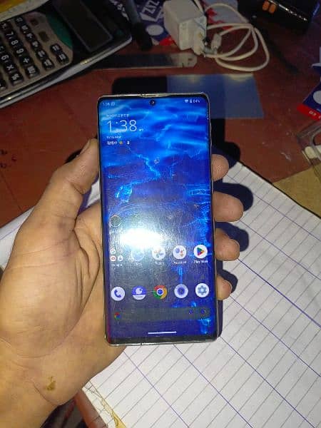 Aquos R6 12 GB 128Gb 888 snapdreger 6