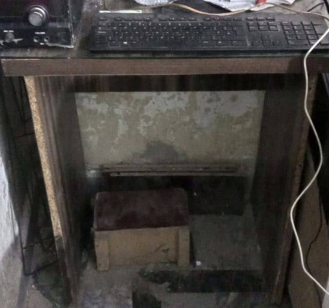 All table computer and home used far sale urgent 11