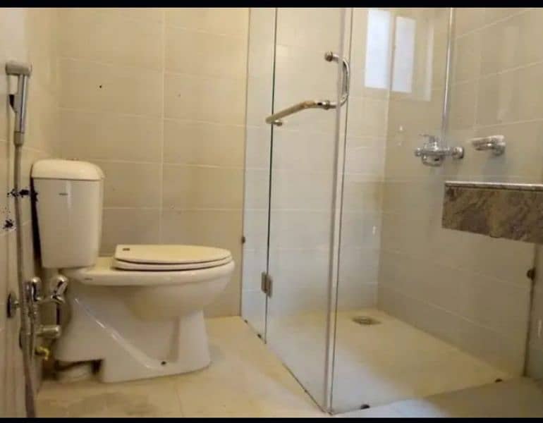 Precinct 11B villa for rent in Bahria town karachi. 5