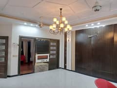 10 Marla House Available For Rent In Overseas B Bahria Town, Lahore