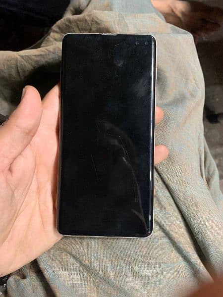 Samsung Galaxy S10plus 3