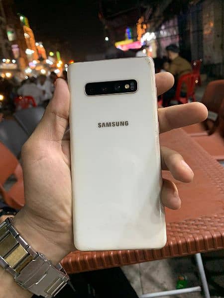 Samsung Galaxy S10plus 4