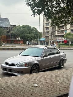 Honda Civic Oriel 2000