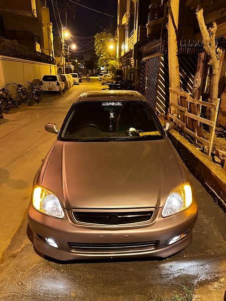 Honda Civic Oriel 2000 4