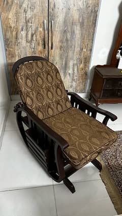 rocking chair almost new