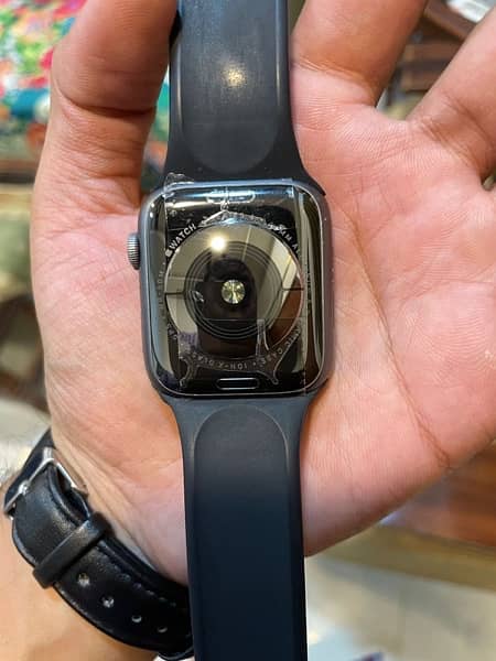 Apple Iwatch series 4 44mm 1