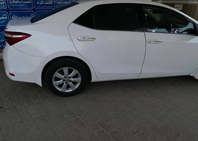 Toyota Altis Grande 2017 3