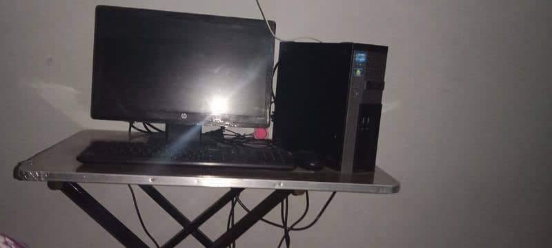 CPU, LCD, Mouse, Keyboard and wire's 1