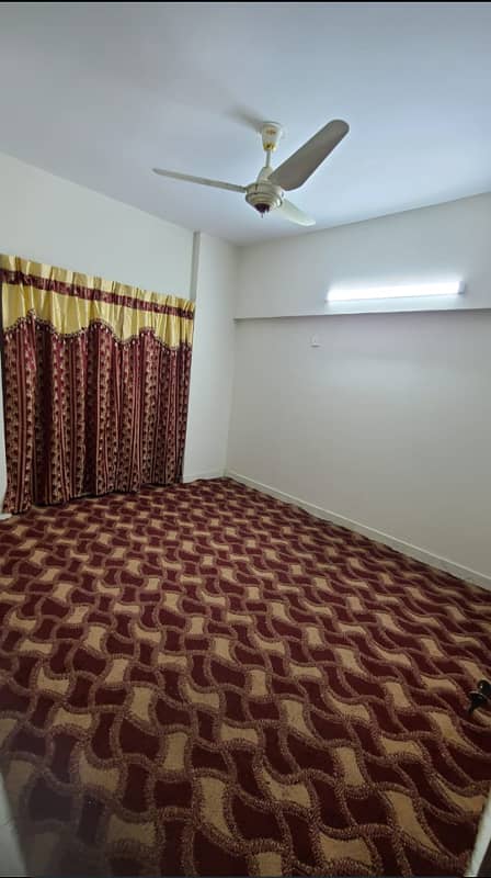 FLAT SALE CHANCE DEAL NEW PROJECT 2 BED DD LIFT PARKING 6