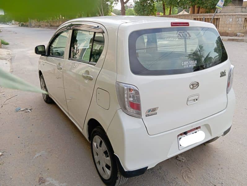 Daihatsu Mira 2014/17 3