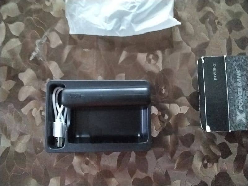 x explorer x1 power bank 10000mah by divi 6