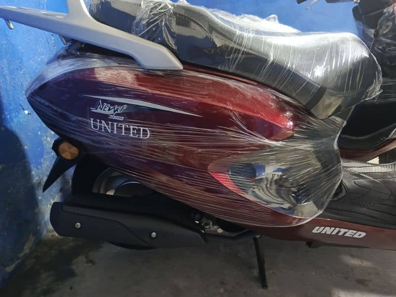 united scooter 100cc contact at mobile 03004142432 12