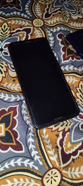 Huawei Mate 10 Lite 1