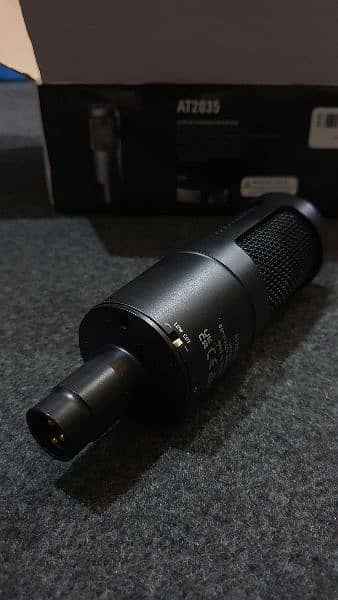 Condenser Microphone Audio Technica AT2035 (Large diaphragm) 4