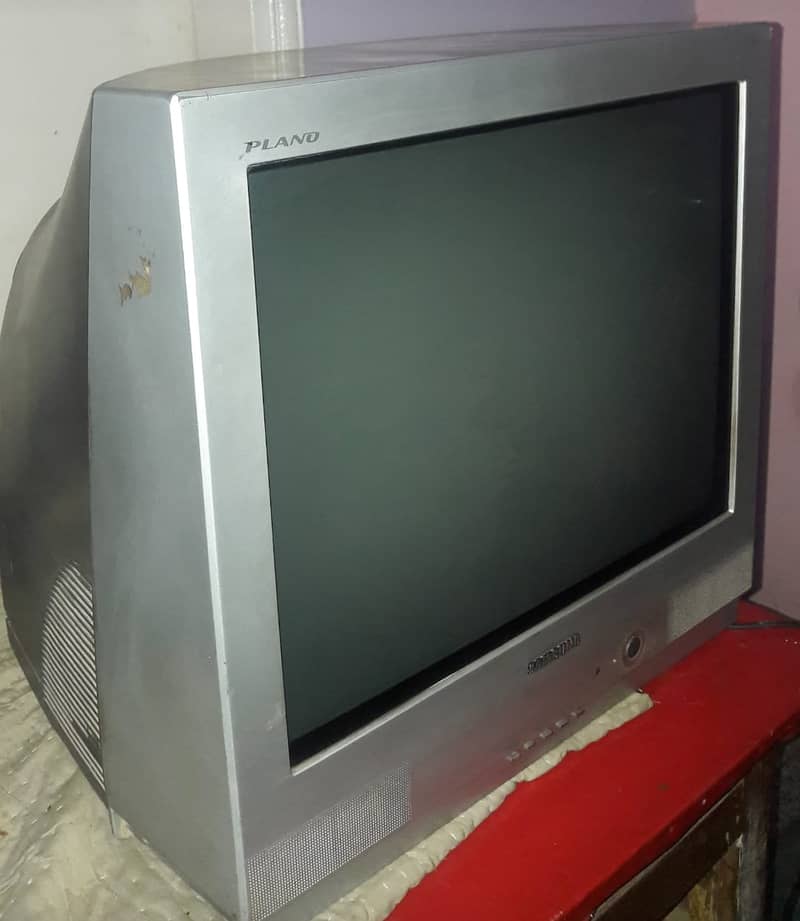 Samsung Television  for sale  with awesome screen resolution. 1