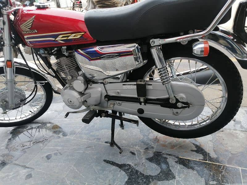 Honda CG125 self start Model 2024 open invoice 2