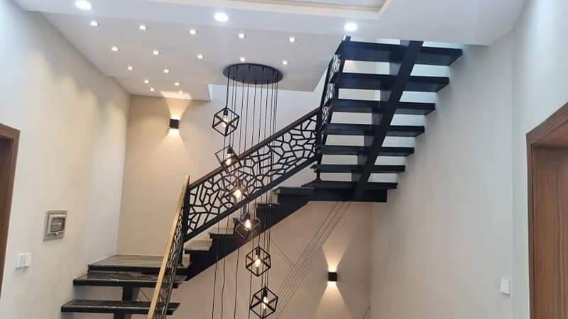 5 Marla Designer Brand New House Available For Sale on Prime Location Bahria Town 17