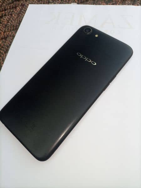 Oppo A83 3-32 with box n charger 6