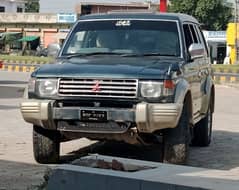 Mitsubishi Pajero 1993