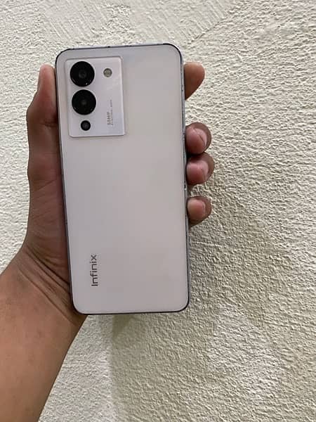 infinix note 12 white colour 8/128screen damage with box chrger pta 4