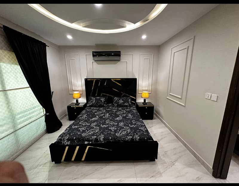 1 Bedroom VIP Full furnish flat per day available in Bahria town Lahore 20