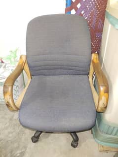 comfortable chair moveabale