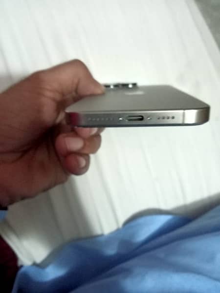 I phone pro max 256 GB 4