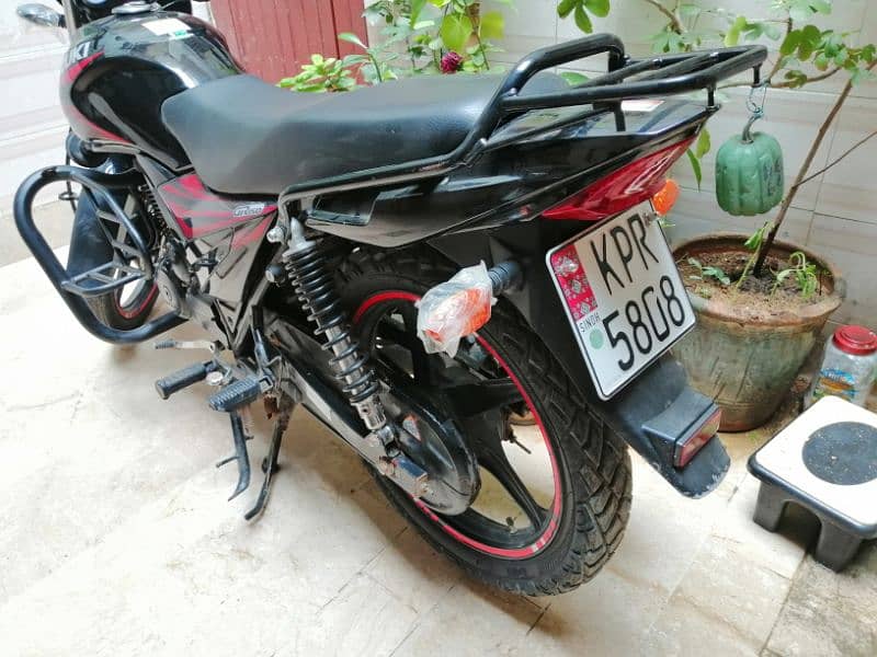 Suzuki GR 150 brand new Condition 2022/10 model 1