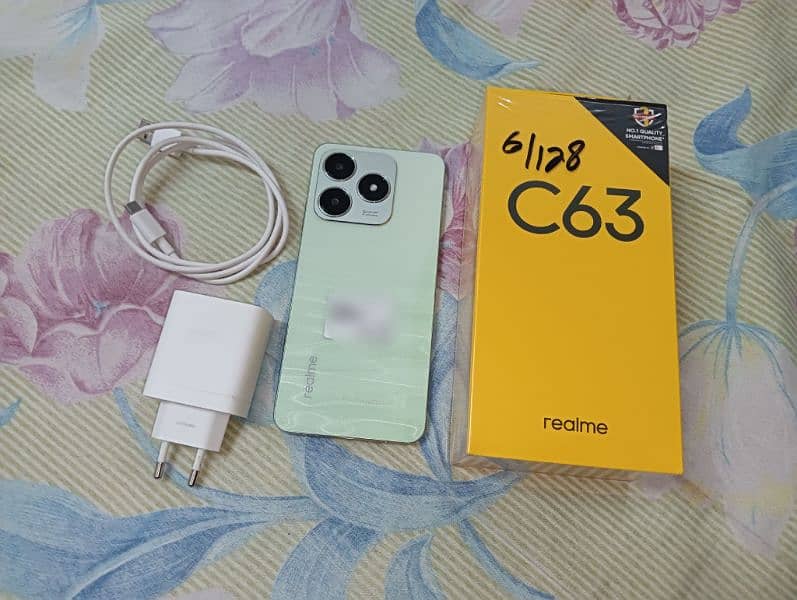 Realme C63 8