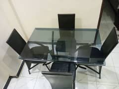 Dining table 0