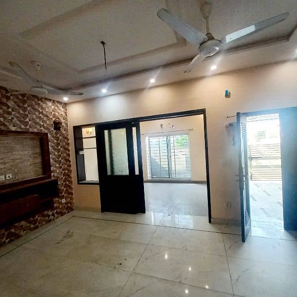 5 Marla New House For Rent in Bahria Town Lahore 13