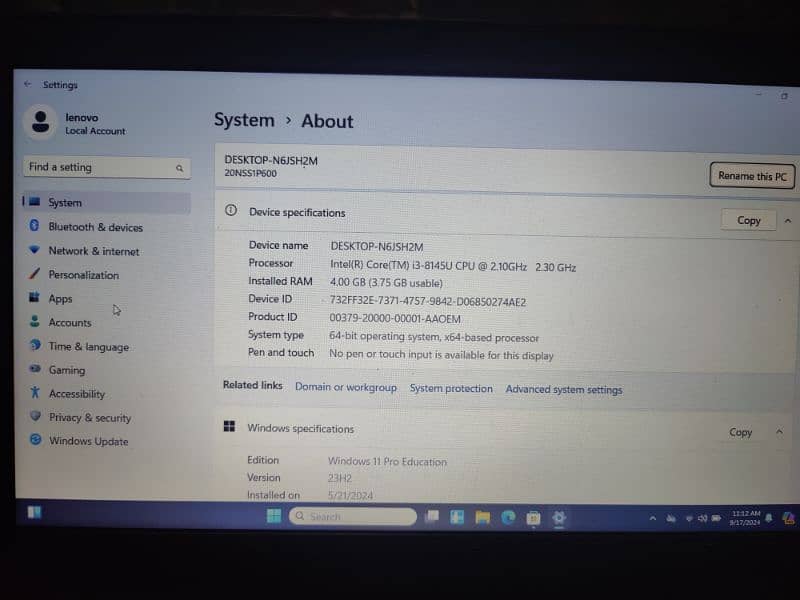 Lenovo Model L390 Core i3 Gen 8th. UHD Graphics 620 0