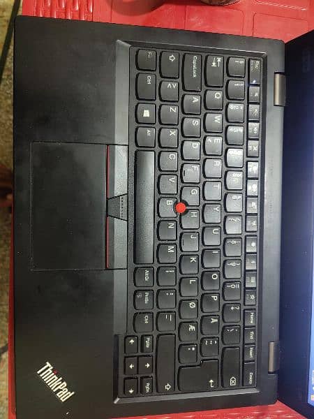 Lenovo Model L390 Core i3 Gen 8th. UHD Graphics 620 1