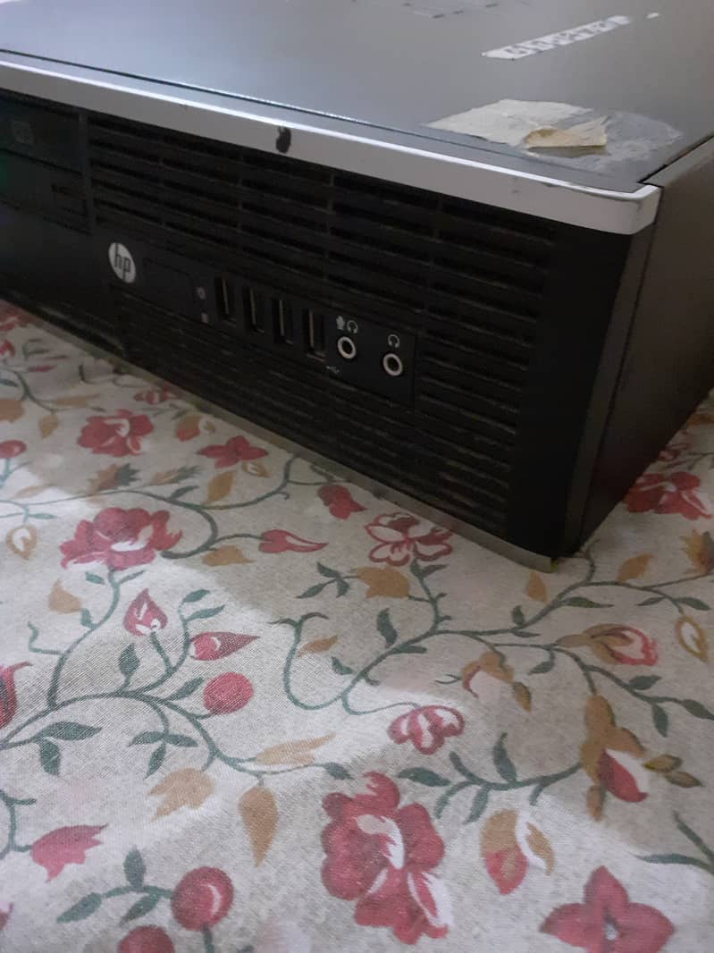 DESKTOP HP BRAND IN USED. GOOD CONDITION. 10