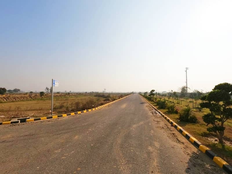 Your Search Ends Right Here With The Beautiful Prime Location Residential Plot In LDA City Phase 1 At Affordable Price Of Pkr Rs. 8500000 8