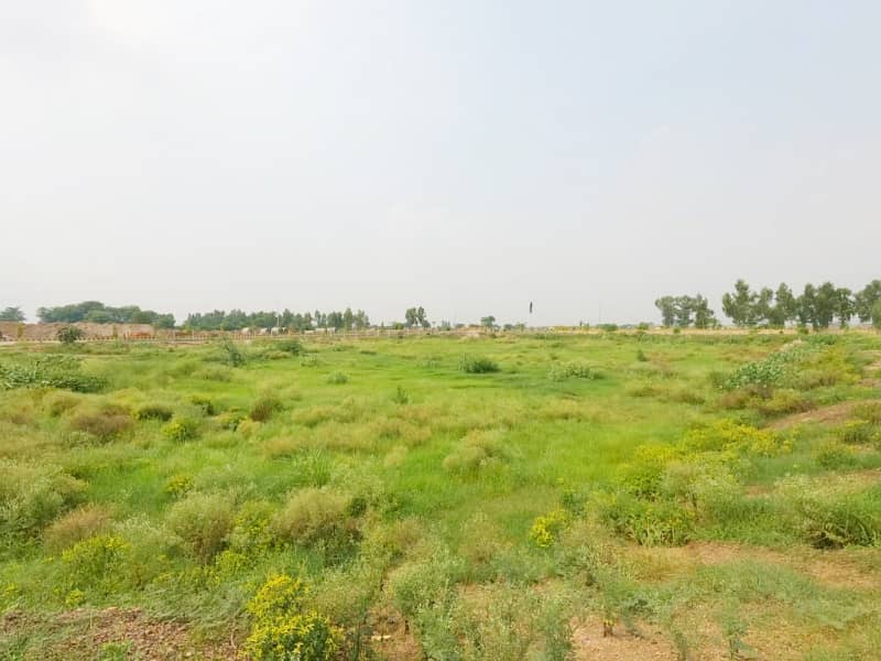 Your Search Ends Right Here With The Beautiful Prime Location Residential Plot In LDA City Phase 1 At Affordable Price Of Pkr Rs. 8500000 16