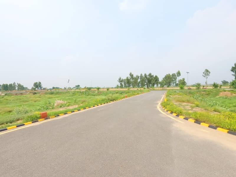 Stunning Prime Location 10 Marla Residential Plot In LDA City Phase 1 Available 1