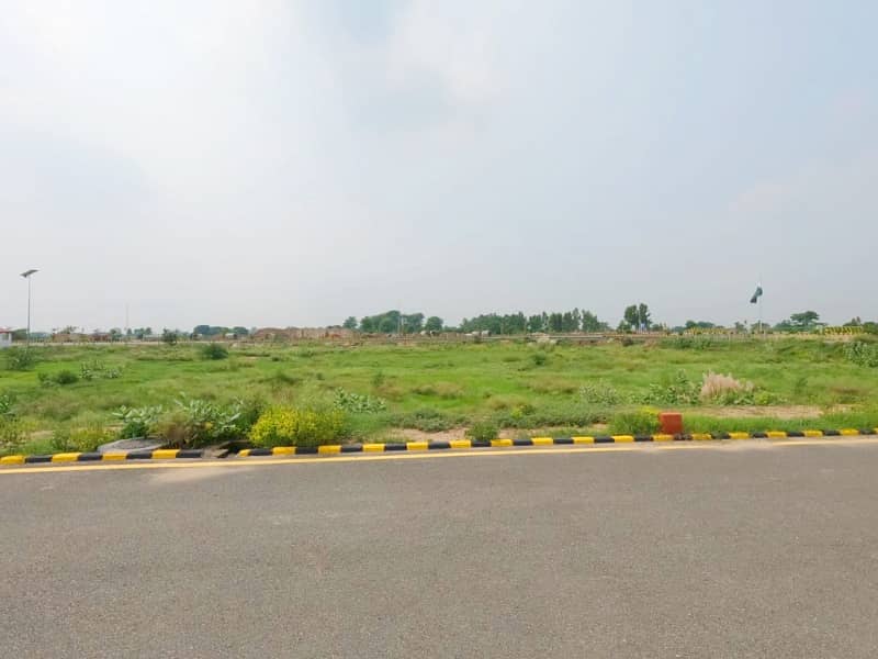 Stunning Prime Location 10 Marla Residential Plot In LDA City Phase 1 Available 2