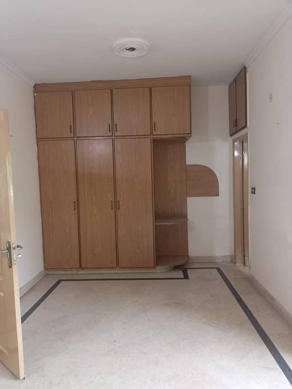 3.5 Marla Outclass House For Rent In Johar Town Q Block 6