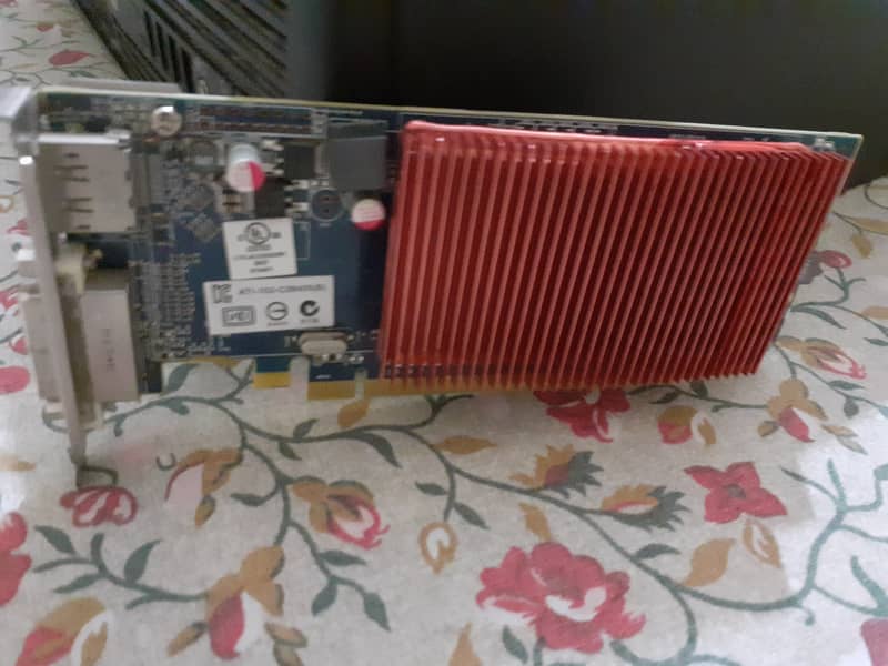 AMD HD6450 32bits 1GB graphics card, in good condtion. 8