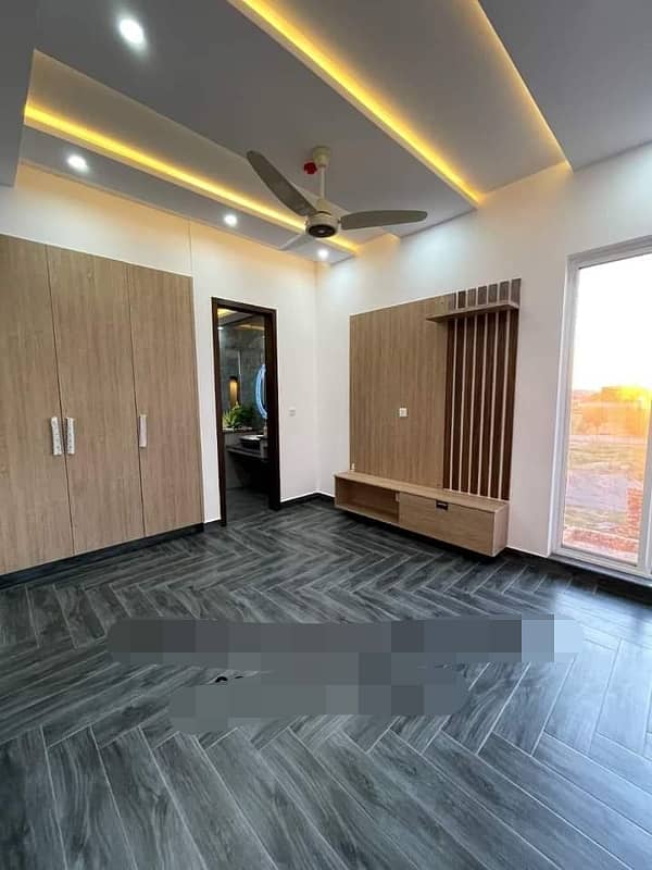 Top City 1 kanal house for sale 4