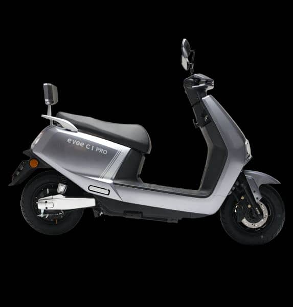 Evee electric scooties are availabl on company rates 3