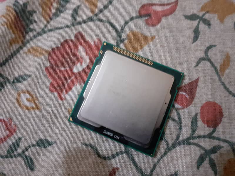 INTEL PROCESSOR i3 2120 3.30GHZ 7