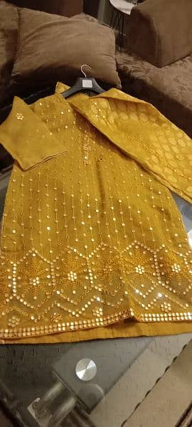 beautiful elegant dresses in good condition 2